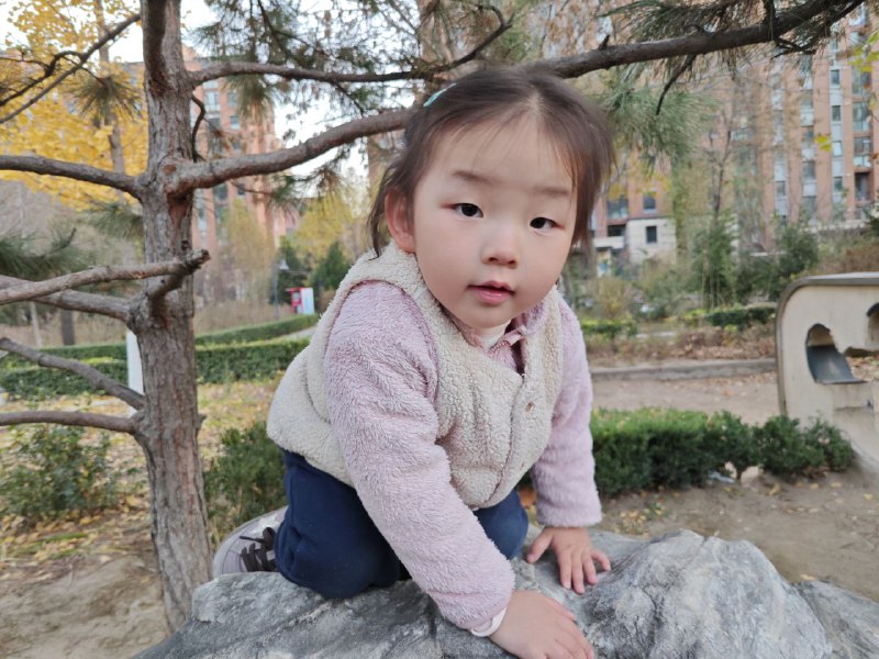 今天跑步到南城香买了油条，上午去北大国际做核磁，中午去合生汇吃了韩国烤肉